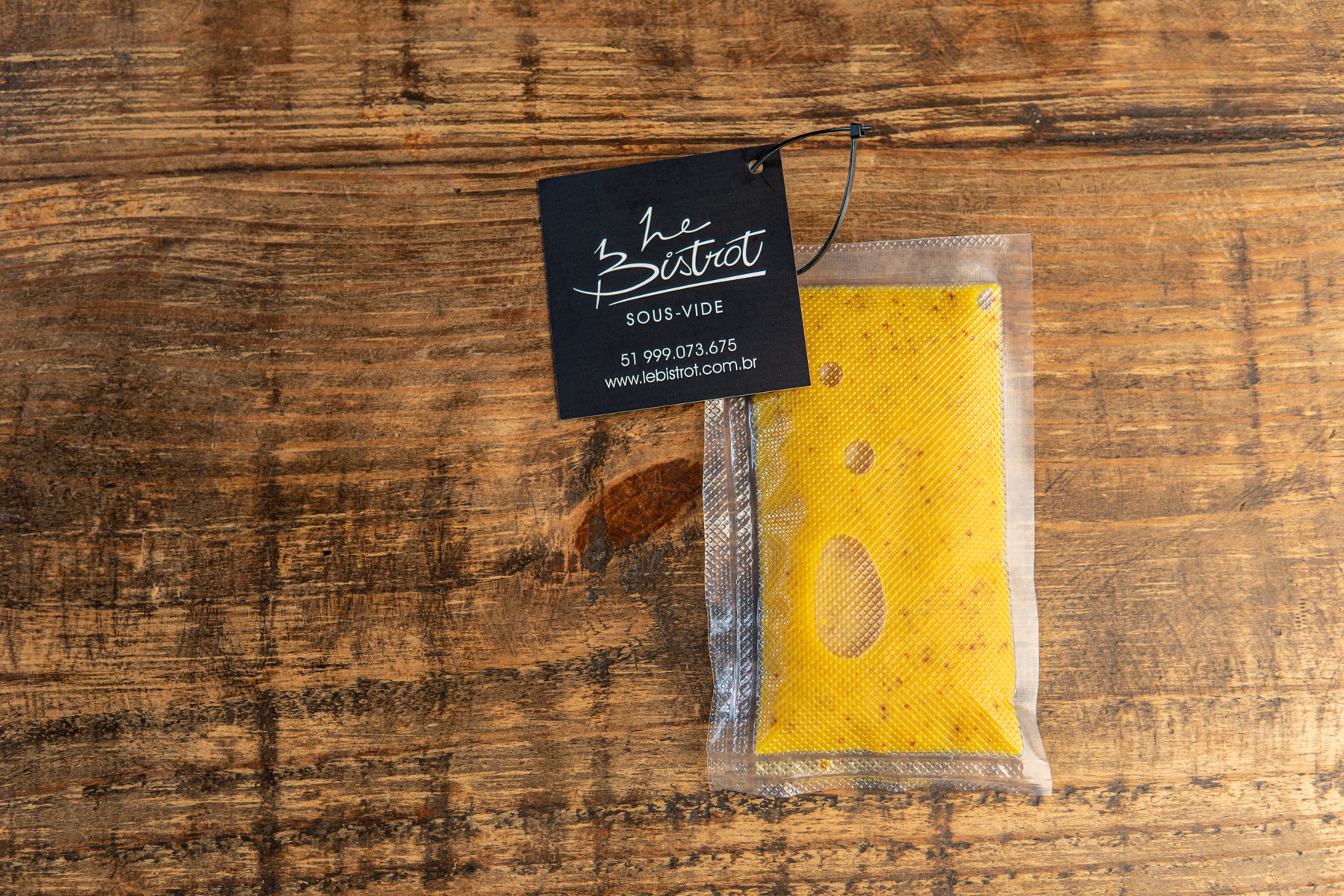 Molho de laranja e mostarda sous-vide