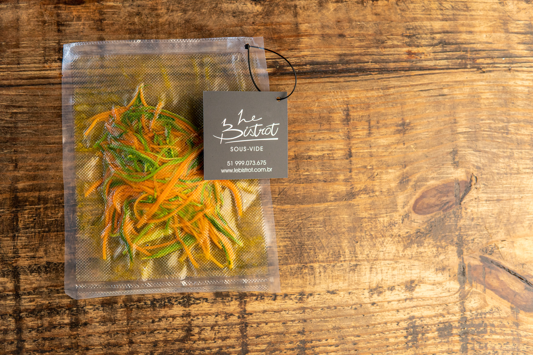 Fios de legumes sous-vide